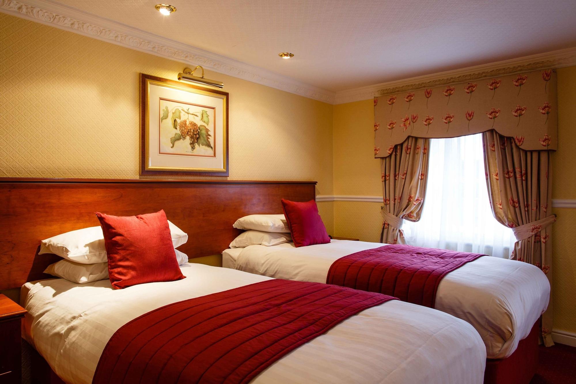 Western Centre The George 3* Lichfield